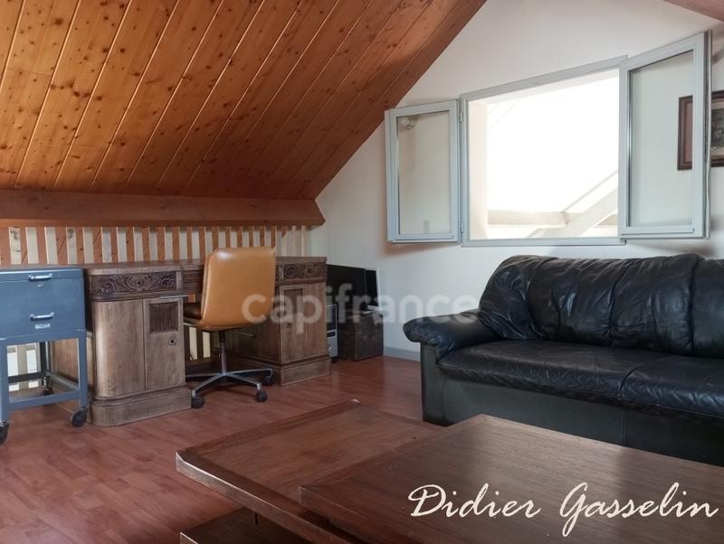 Propriété - 115 m² - 4 pièces