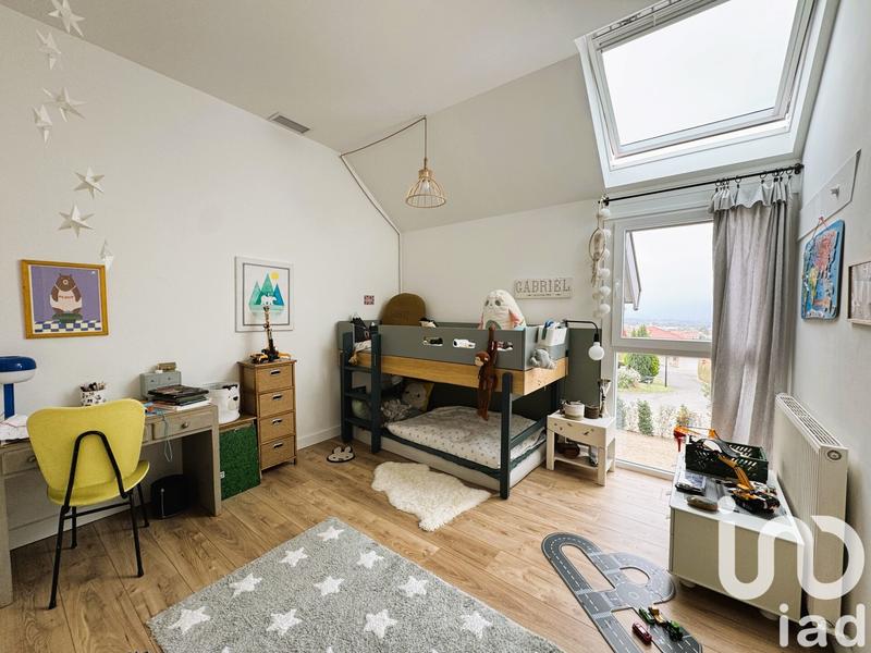 Maison - 190 m² - 6 pièces