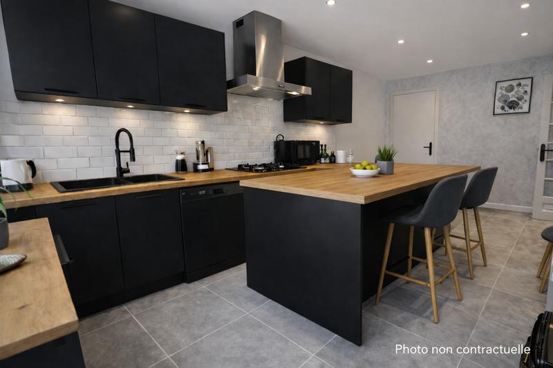 Maison - 288 m² - 8 pièces