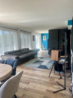 Maison traditionnelle - 175 m² - 7 pièces