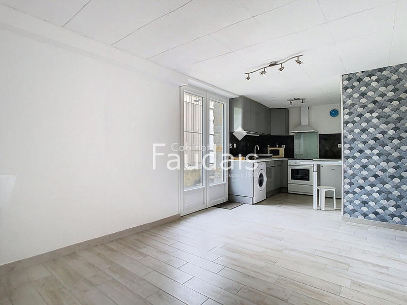 Maison - 172 m² - 7 pièces