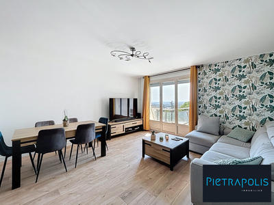 Appartement - 104 m² - 5 pièces