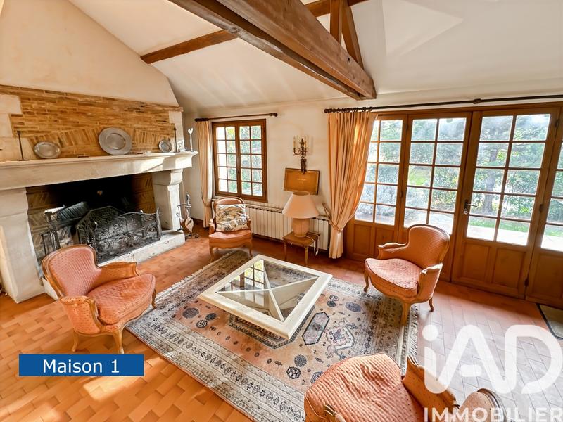 Maison - 278 m² - 9 pièces