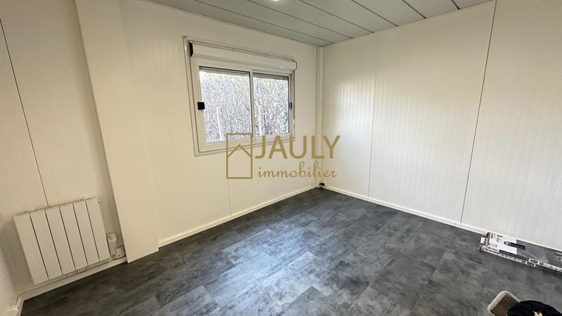 Local commercial - 84 m² - 1 pièce