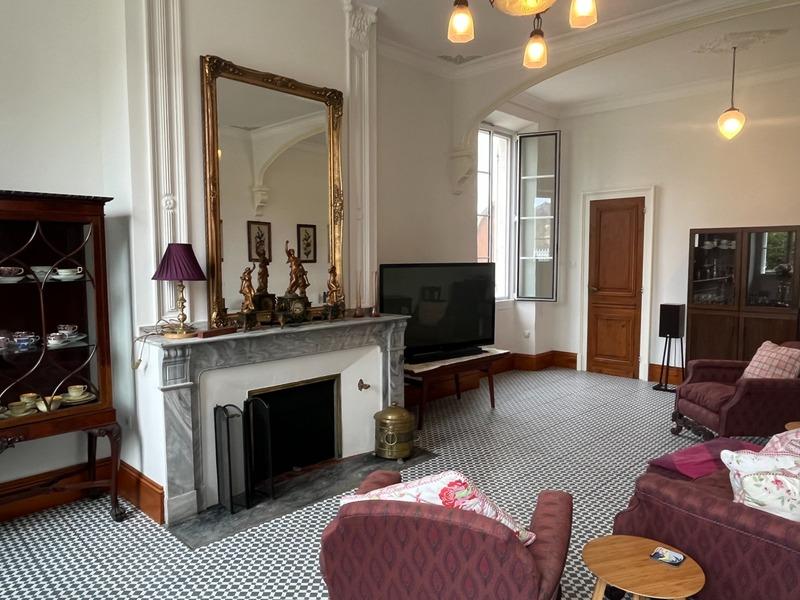 Maison de maîtres - 372 m² - 10 pièces