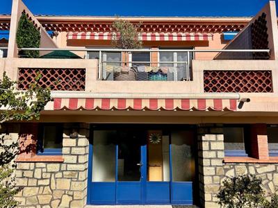 Appartement - 95 m² - 3 pièces