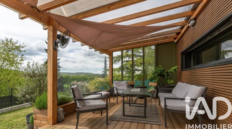 Maison - 170 m² - 8 pièces