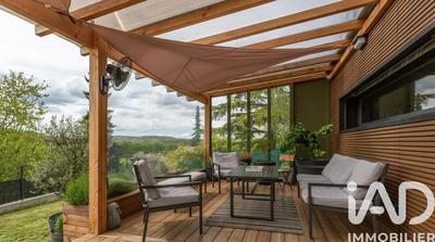 Maison - 170 m² - 8 pièces