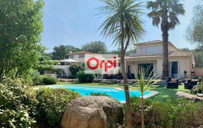 Villa - 119 m² - 5 pièces