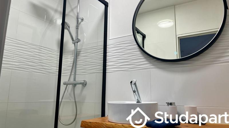 Chambre - 17 m² - 1 pièce