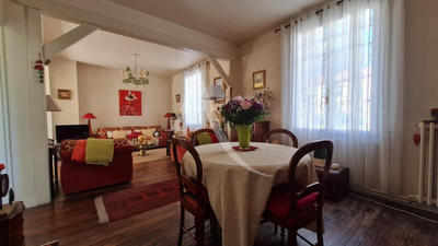 Maison - 98 m² - 4 pièces