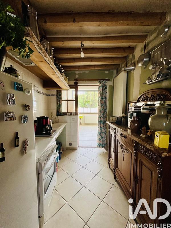 Maison - 260 m² - 7 pièces