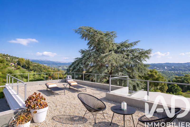 Maison de maîtres - 111 m² - 4 pièces