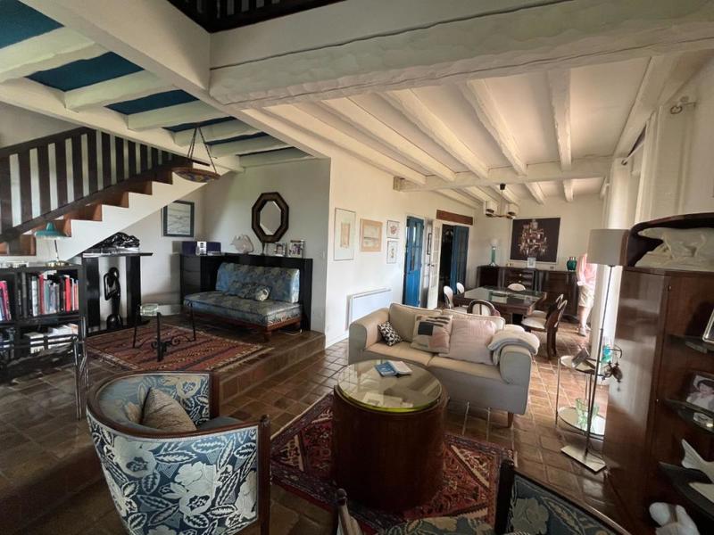 Maison - 152 m² - 6 pièces