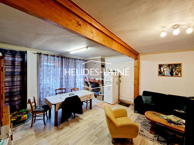 Immeuble - 95 m² - 7 pièces