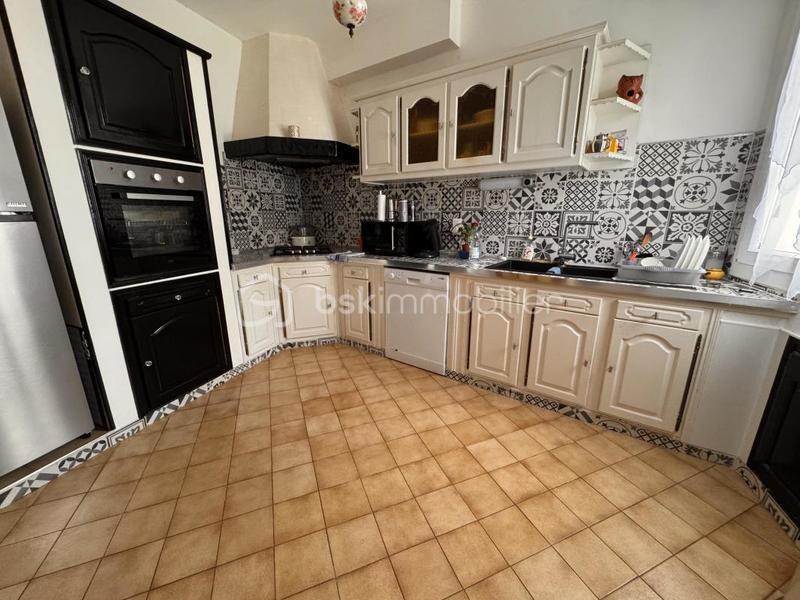 Immeuble - 156 m² - 7 pièces