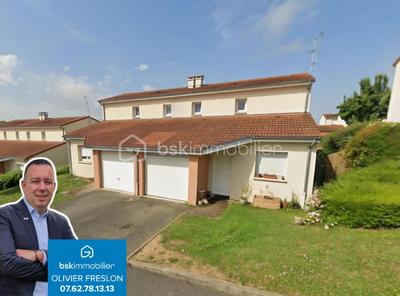 Maison jumelée - 76 m² - 4 pièces