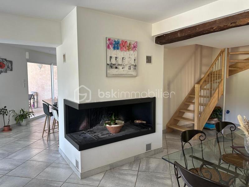 Maison - 187 m² - 6 pièces