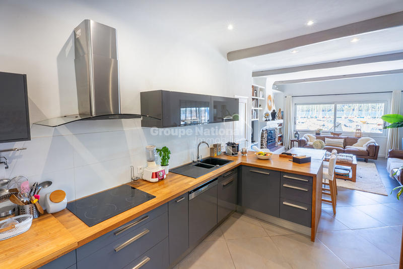 Maison - 170 m² - 6 pièces