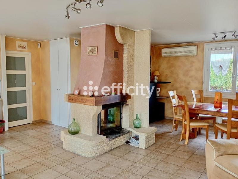 Maison - 82 m² - 4 pièces