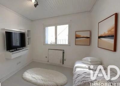 Maison - 89 m² - 6 pièces