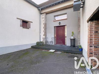 Maison - 325 m² - 7 pièces