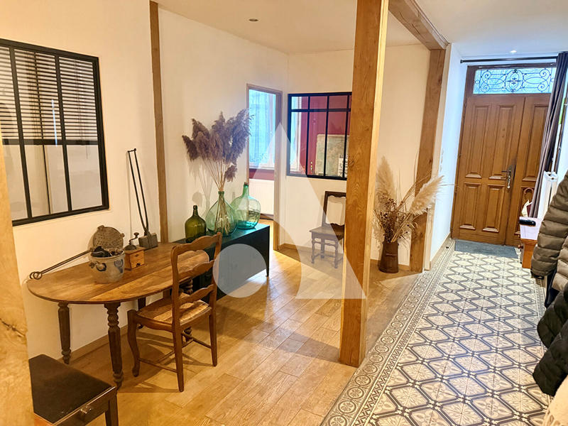 Maison - 176 m² - 6 pièces