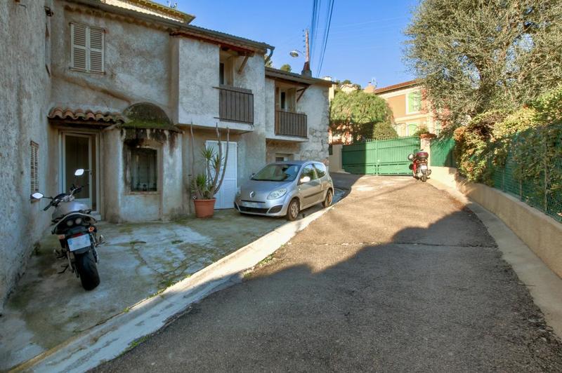 Studio - 14 m² - 1 pièce