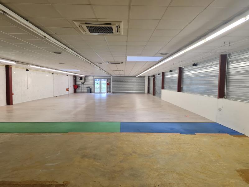 Local commercial - 420 m²