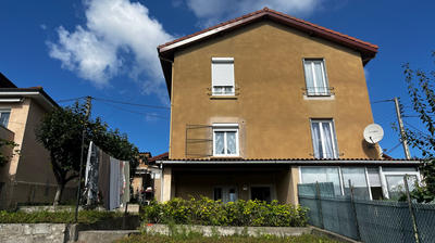 Maison - 90 m² - 4 pièces