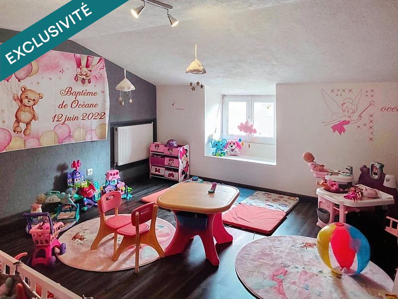 Maison - 216 m² - 8 pièces