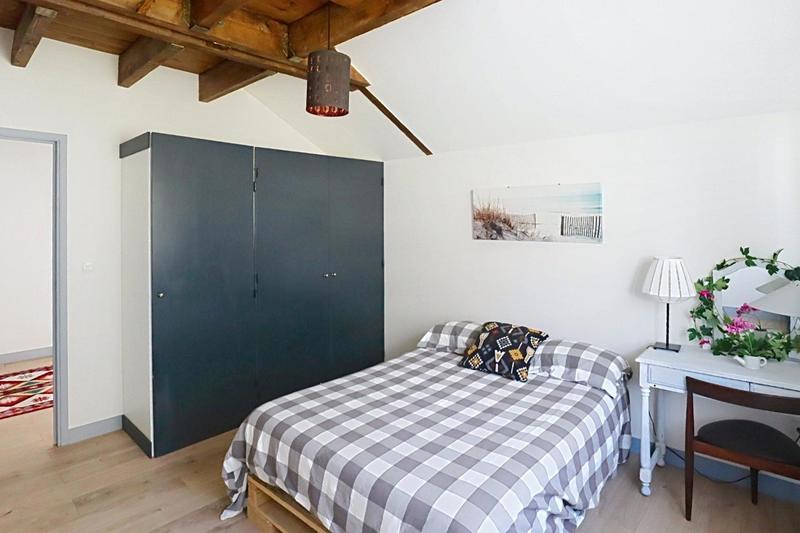 Maison - 180 m² - 6 pièces