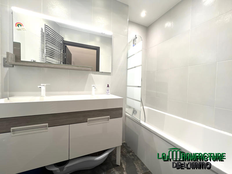 Appartement - 116 m² - 5 pièces