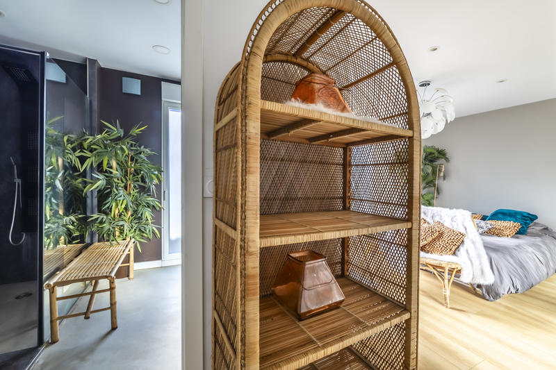 Maison - 300 m² - 10 pièces