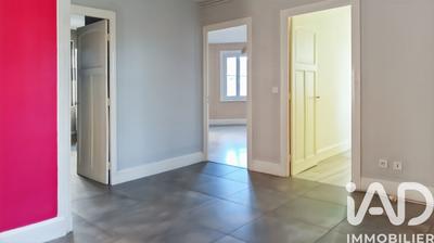 Appartement - 104 m² - 3 pièces