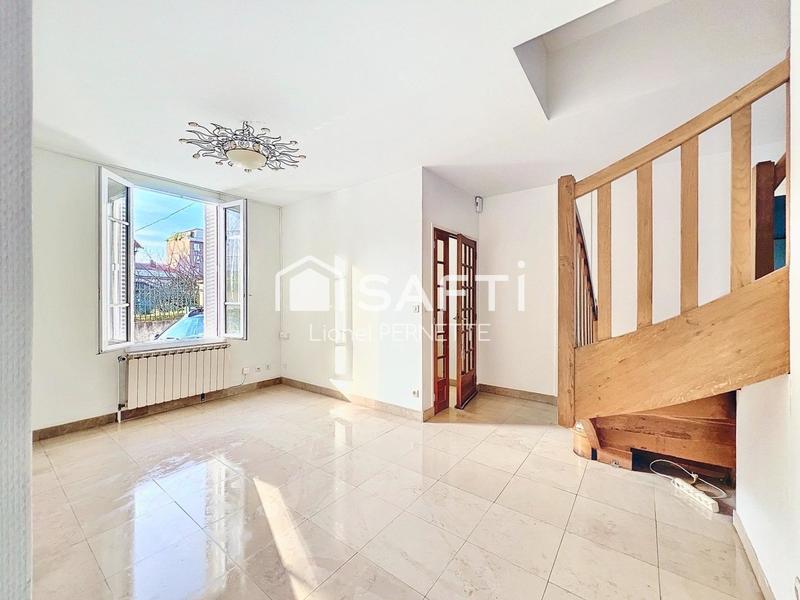 Maison - 195 m² - 7 pièces