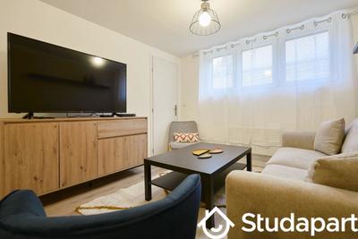 Chambre - 12 m² - 1 pièce