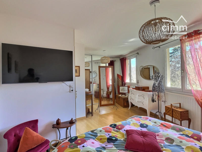 Appartement - 105 m² - 4 pièces