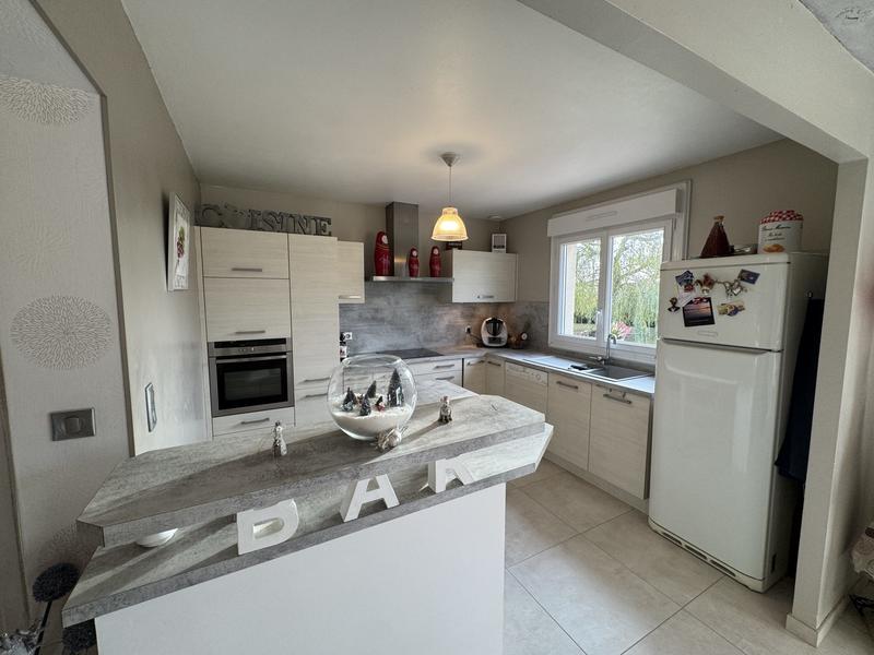 Maison - 96 m² - 4 pièces