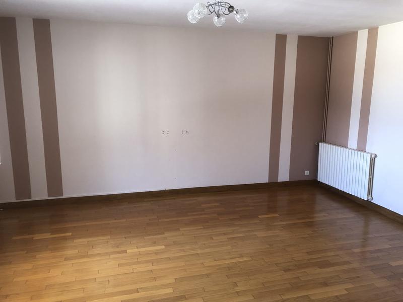 Maison - 164 m² - 8 pièces