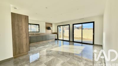 Maison - 101 m² - 4 pièces