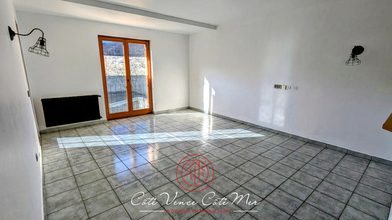 Maison - 257 m² - 9 pièces