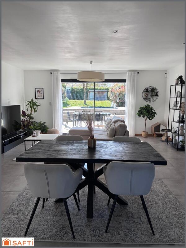 Maison - 100 m² - 4 pièces