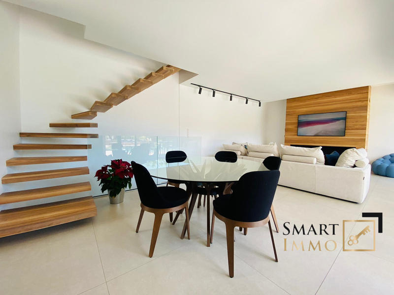 Villa - 230 m² - 6 pièces