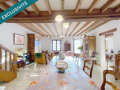 Maison - 210 m² - 6 pièces