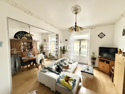 Immeuble - 365 m² - 15 pièces