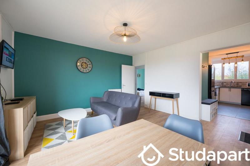 Chambre - 10 m² - 1 pièce