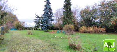 Terrain - 700 m²