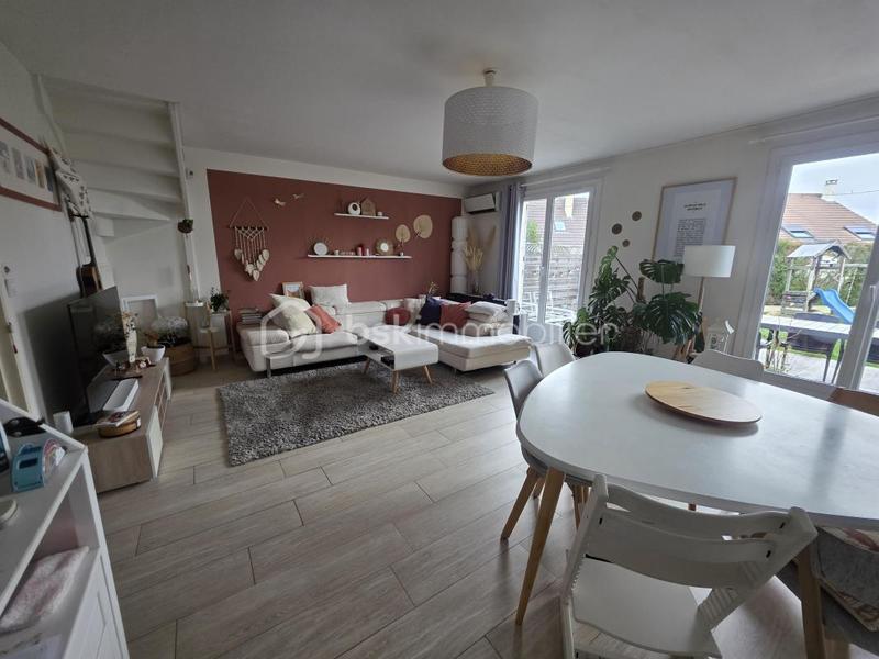 Maison - 103 m² - 4 pièces