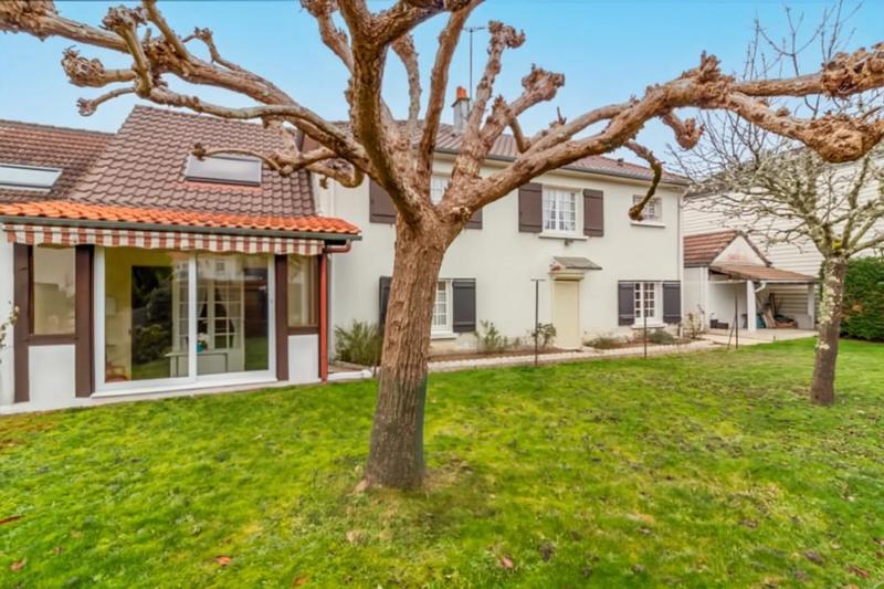 Maison - 123 m² - 7 pièces